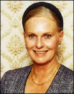 Barbara Stewart (Cr)