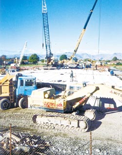 Work on the Woolston-Burwood Expressway