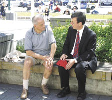 Mayor’s Friday lunchtime sessions: Bill Lloyd (left), Canterbury’s Battalion President of The Boys’ Brigade with Mayor Garry Moore.