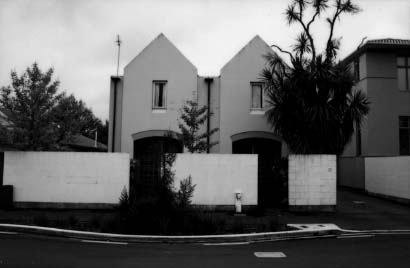 Inner city town house, Beveridge Street